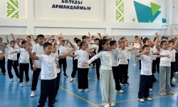 Вдох глубокий. Руки шире. Не спешите, три-четыре!..